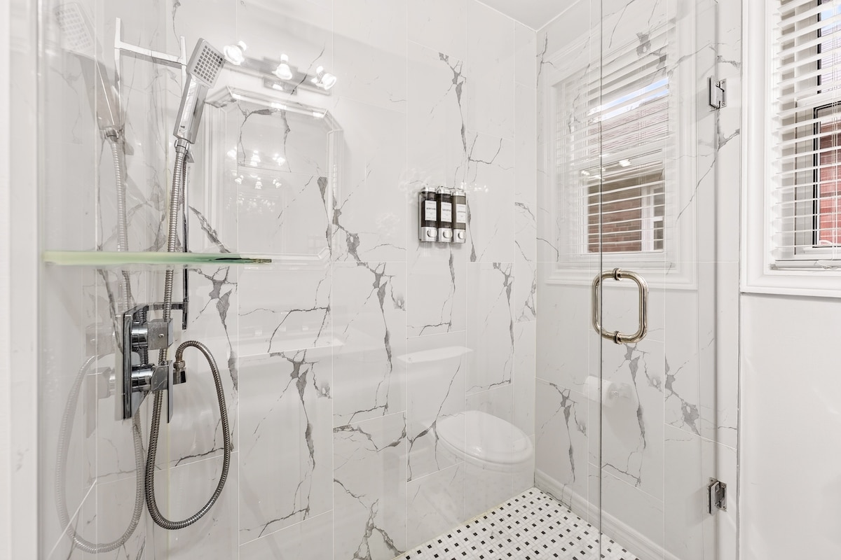 Original listing bathroom photo 1 for Mimico | 2 FREE Parking